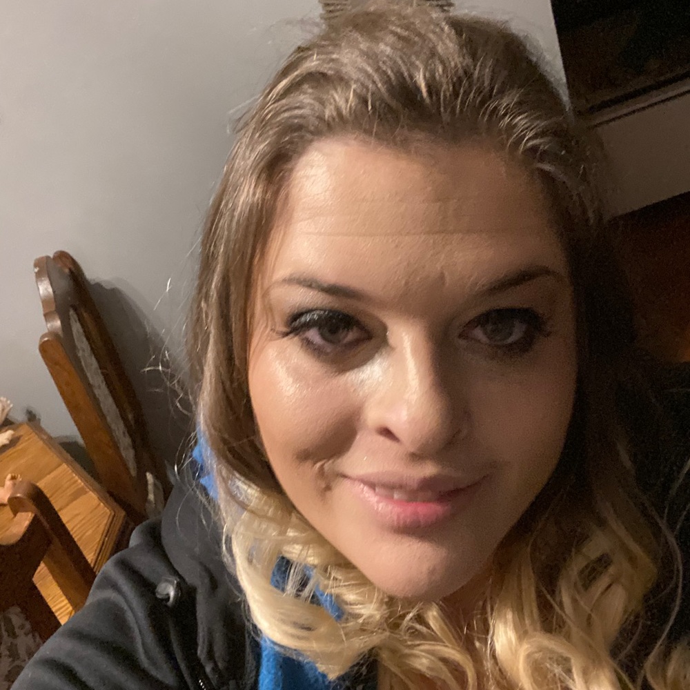 Meet your Posher, Jenny
